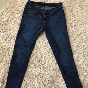 Hollister Dark Wash Ankle Length Jeans